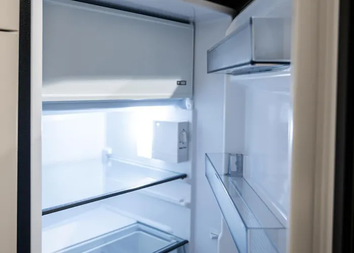 Airport-bus - 13 North - Family 9 *