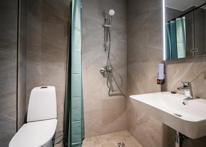 Airport-bus - 13 North - Family 9 Apartman *